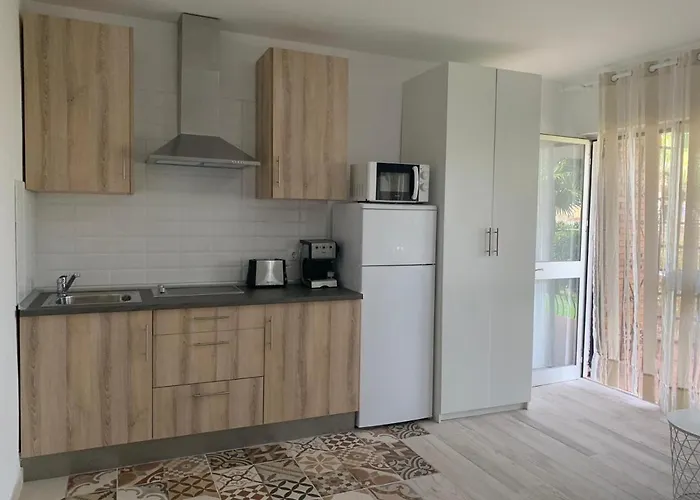 C.bastion 2 Apr.2 * Торремолинос