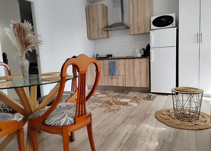 C.bastion 2 Apr.2 * Торремолинос